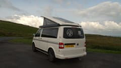Mabel – 4 berth Volkswagen campervan from 2012