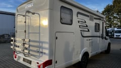Guusje – Hymer with length beds super luxury camper