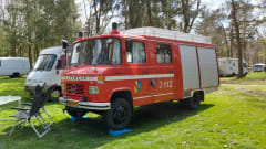 Leonardus – Leonardus - fire brigade camper Mercedes 4-p