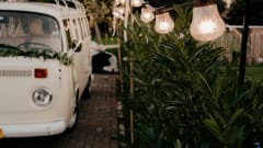 Miss Parel – 2p Volkswagen T2 campervan uit 1981