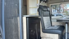 Koosje – Autobus Sunlight 2 places à partir de 2021