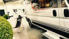 Brand new 4 p Bustner full-option campervan for the biggest adventures