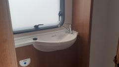 edinburgh  – 4 berth imala 