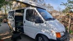 Harrison – Ford Nugget Camper