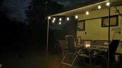 Get away with this 5 person camper!