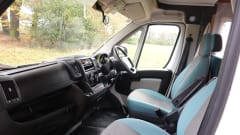 7 berth Adria sun living 2018