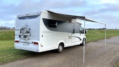 Beautiful Hobby camper 2p