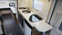 Alan – 6 berth Roller Team alcove from 2020