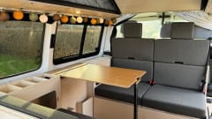 Ventje_CamperBuddy 2 – Ventje_Camper-Luxe VW T5 automatic - 5 seat belt places 