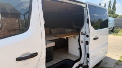 TZM – Campervan Vauxhall Vvaro a 2 posti letto, passo lungo, dal 2026