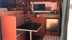 The Fly – 2p Renault campervan