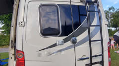 Gypsy – VW Crafter 2 Schlafplätze. Ideal gelegen für Südwestengland