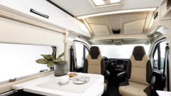 Nork – Freiheit und Luxus mit einem kompakten Familien-Camper (2-4 Personen).