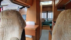 Mecredesh – 2p Mercedes-Benz bus uit 1986