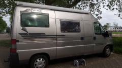Compact fine Pössl bus factory construction with shower