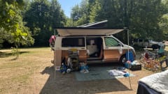 Max – 5p Volkswagen campervan uit 2017