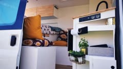 Bustave YFL – Accogliente furgone fai-da-te Ford Transit