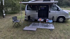 Harry  – 2002 4-seater Volkswagen California campervan