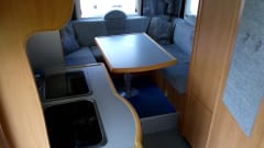 Zeer mooie en complete VW Karmann Colorado Edition familiecamper