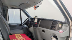 Anneliese  – Ford Transit self-conversion 2.00*1.40 longitudinal bed all-wheel drive 