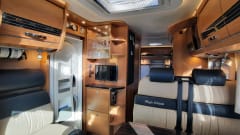Black Magic – 4p Dethleffs semi-integrated from 2013