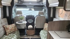 Maive – 4 berth Coachman Travelmaster 545