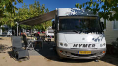 B574 met dubbele bodem  – 4p Top Hymer with good French beds
