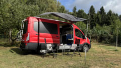     Rocco 🌿 | Gezellige camperbus voor 2  klaar voor avontuur