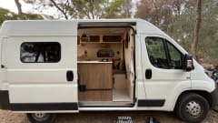 Sol – The Mediterranean off-grid camper