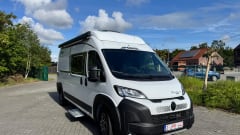 Van Voyage – Gloednieuwe Possl 2Win R met hefdak(2026) compacte luxe met grote badkamer