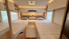 Hymer BMC-I 600 – Integrated Weinsberg Caracore 700MEG Automatic + WIFI on the go