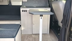 2p Renault bus uit 2010