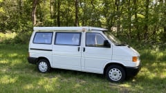 Calí – Very neat original VW T4 California Coach