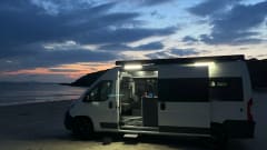 2 berth Citroën bus from 2017