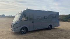 Camper di lusso a 4 posti letto