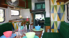 Kermit – Unieke Oldtimer alkoof voor vier personen! 