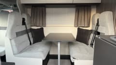 Motorhome – 6 berth Ford swift voyager 485