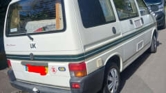 4 berth Volkswagen campervan from 1998