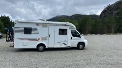 Carado semi-intégré confortable de 2013 pour 4 personnes