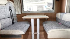 COMFORT IN CAMPER, MANSARDATO 6 POSTI 
