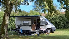 Jodokus – 2p Peugeot bus uit 2012