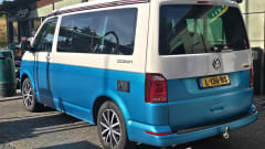 VW California – 2021 4-person Volkswagen campervan