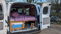 Buitenbende – compacte off-grid minicamper met automaat (2024)