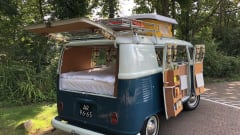 De Bus – 2p Volkswagen bus from 1965