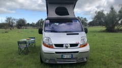 Vulamdander Family Van – Adria 3-Wege-Mietwagen in Apulien
