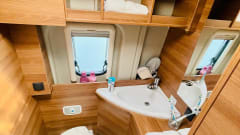 Tourer 6.4 – 2p Carado bus from 2019