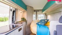 Fluistercamper – 100% electric VW Crafter, 2 persons, interior 2023