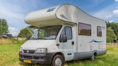 Nice compact 5p McLouis camper