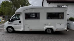 Rover  – 4 berth Fiat campervan PET FRIENDLY