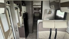 Mc Louis Carat – McLouis Carat 5pers. Semi-integrated from 2020